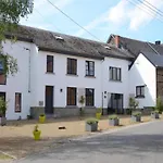 Rural For 9-guests In *